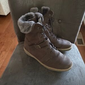 Women’s Waldlaufer Brown Leather Lace up Faux Fur Trim Ankle Boots Size 10